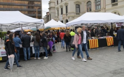 La plaça Doctor Robert va acollir els llibreters l'any passat per Sant Jordi | Ràdio Sabadell